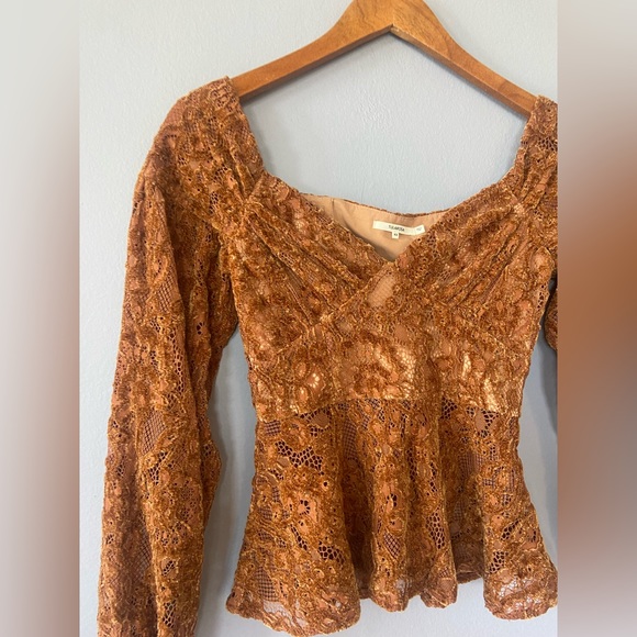 Tularosa Revolve Cameron Lace Off the Shoulder Top in Camel Brown Size XS - Picture 4 of 8
